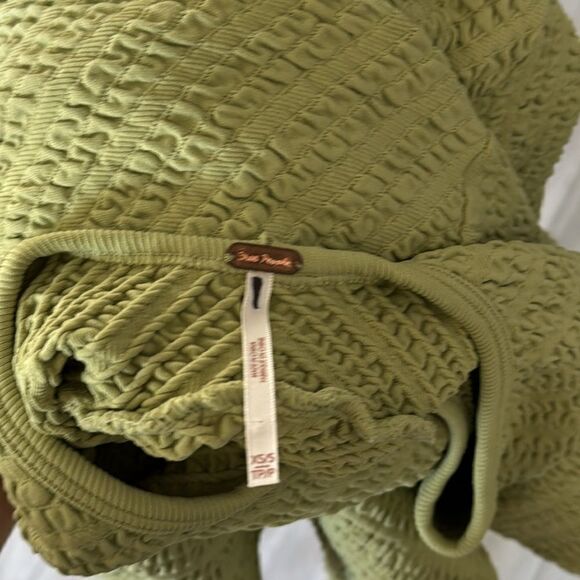 NWOT Free People Gabby Seamless MIDI Dress Green Long Sleeve Texture Open Back - Picture 10 of 11